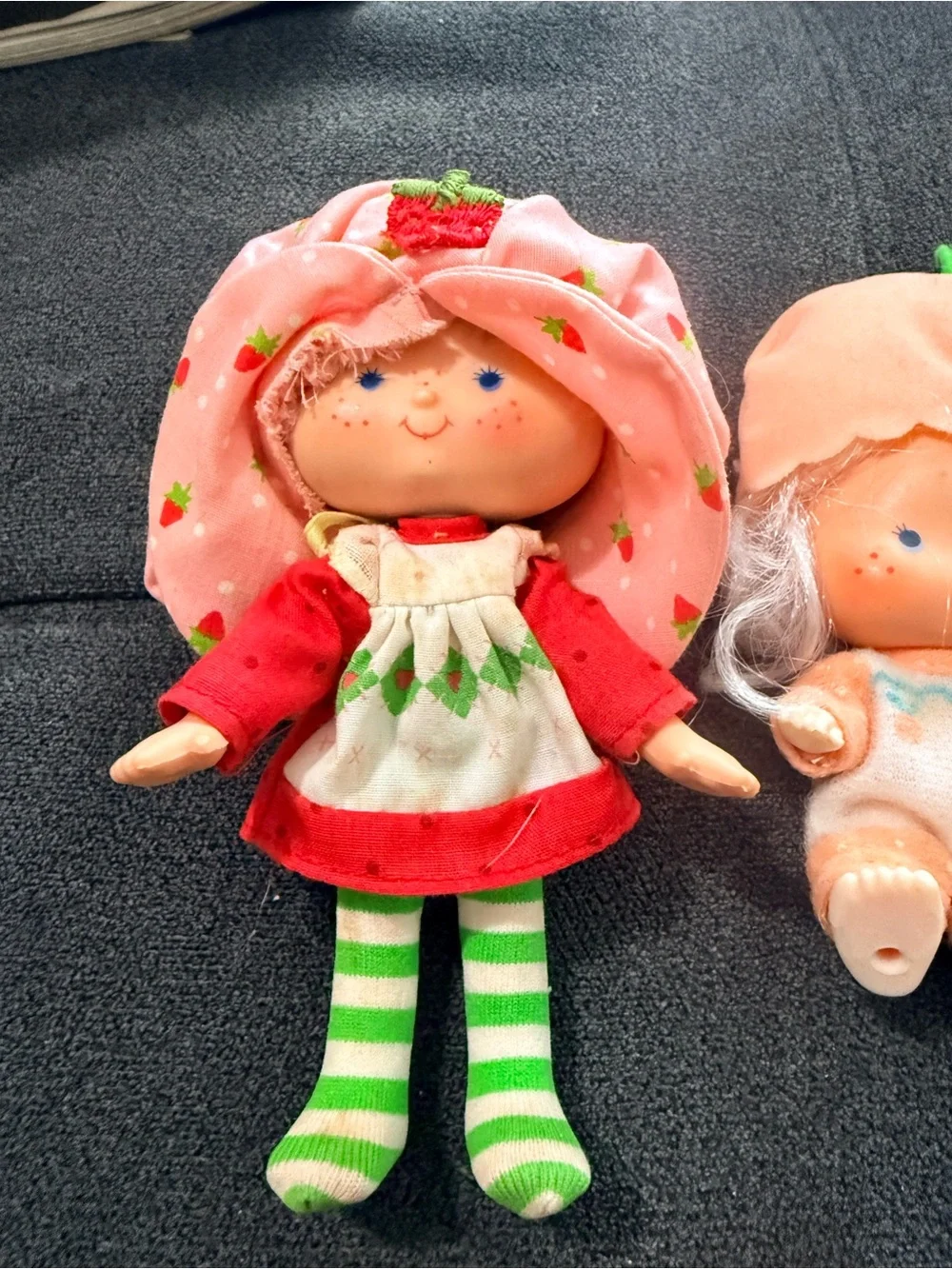 VTG 1979 Strawberry shortcake, Lemon Meringue and Baby Apricot w/ Book